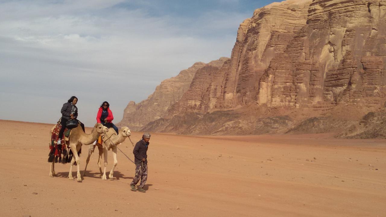 Wadi Rum Quiet Village Camp Dış mekan fotoğraf